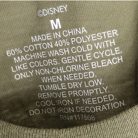 Mickey & Minnie Green Crewneck Tee in a size Medium - Picture 3 of 6